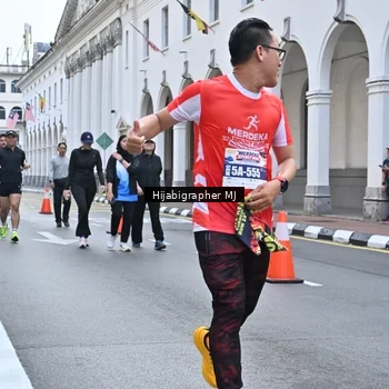 Runner Photo 8079481