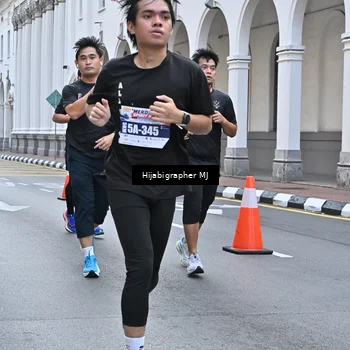 Runner Photo 8079506