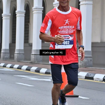Runner Photo 8079516
