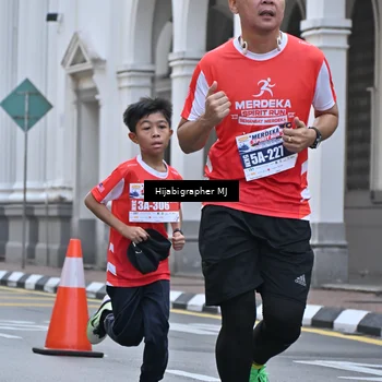 Runner Photo 8079518