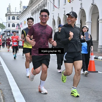 Runner Photo 8079533