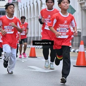 Runner Photo 8079534