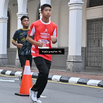 Runner Photo 8079576