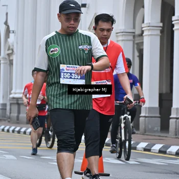 Runner Photo 8079586