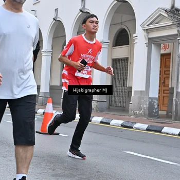 Runner Photo 8079594