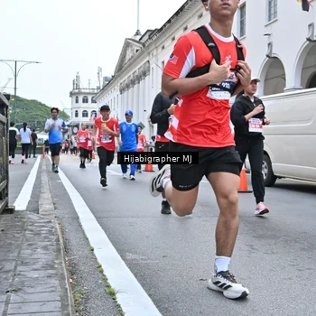 Runner Photo 8079597