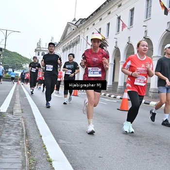 Runner Photo 8079656