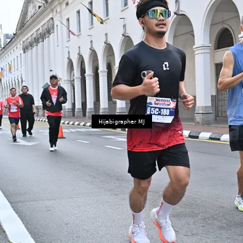 Runner Photo 8079677