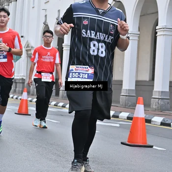Runner Photo 8079686