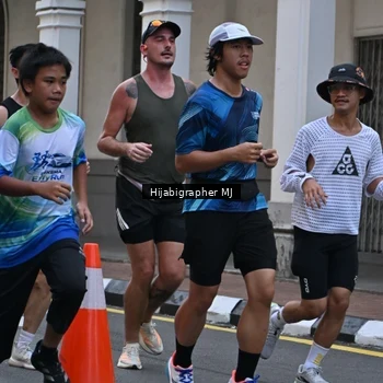 Runner Photo 8079737
