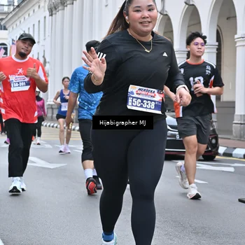 Runner Photo 8079760