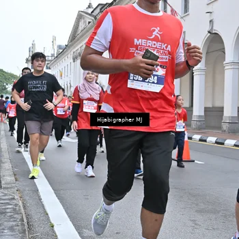 Runner Photo 8079773