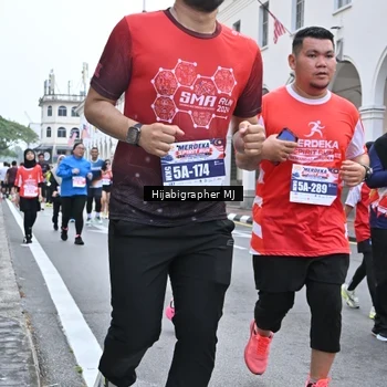 Runner Photo 8079781