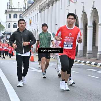 Runner Photo 8079791