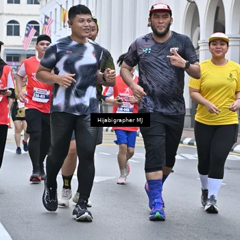 Runner Photo 8079842