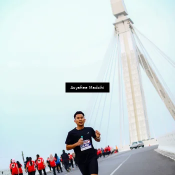 Runner Photo 8079843