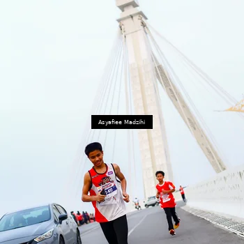 Runner Photo 8079899