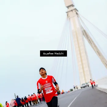 Runner Photo 8079910