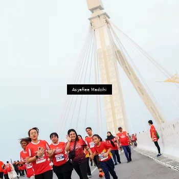 Runner Photo 8080105