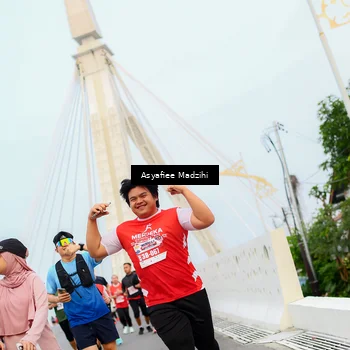 Runner Photo 8080120