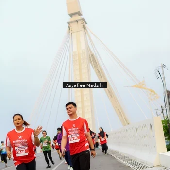 Runner Photo 8080280