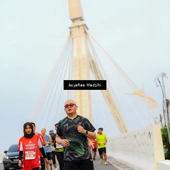 Runner Photo 8080294