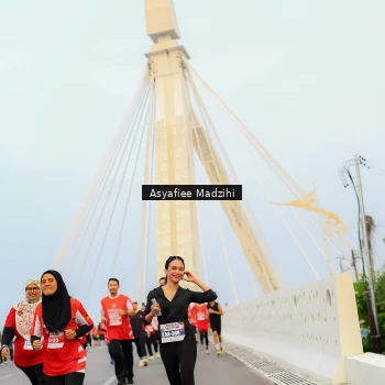 Runner Photo 8080359