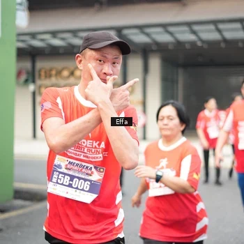 Runner Photo 8080796