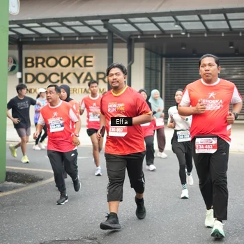 Runner Photo 8080836