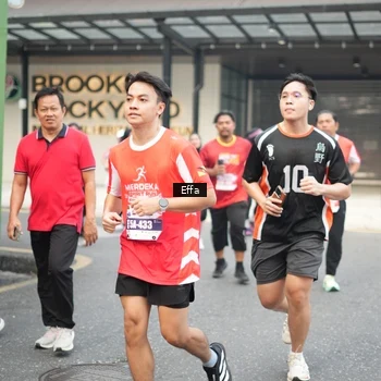 Runner Photo 8080840