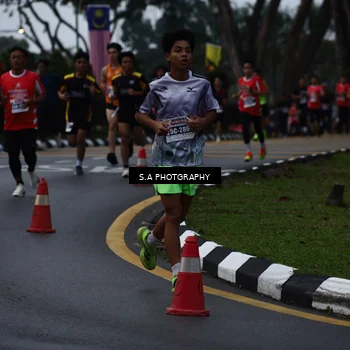 Runner Photo 8080868