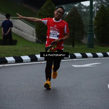 Runner Photo 8080893