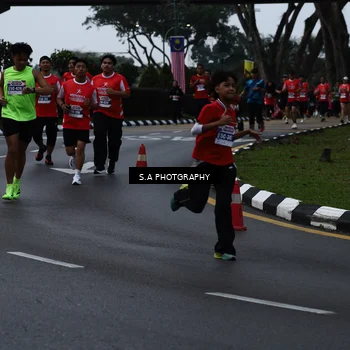 Runner Photo 8080894