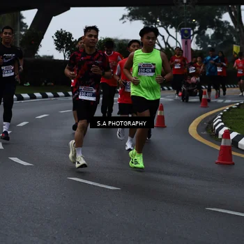 Runner Photo 8080895