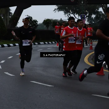 Runner Photo 8080899