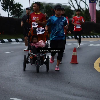 Runner Photo 8080909