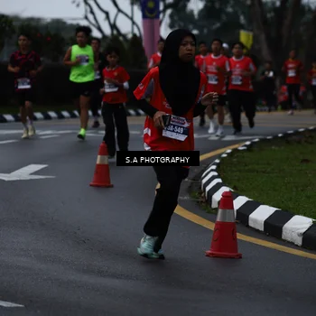 Runner Photo 8080911