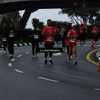Runner Photo 8080931
