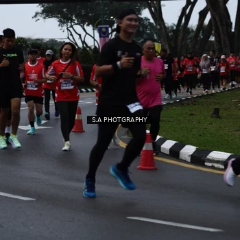 Runner Photo 8080957
