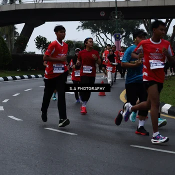 Runner Photo 8080968