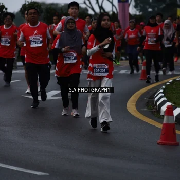 Runner Photo 8080981