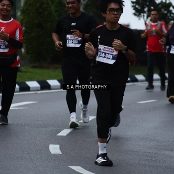 Runner Photo 8080983