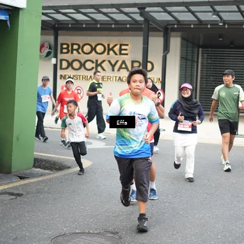 Runner Photo 8081011