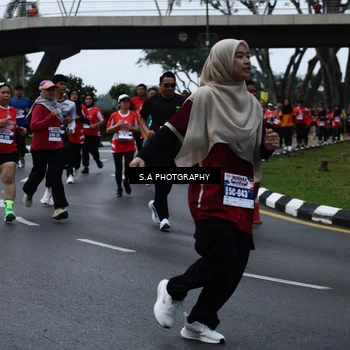 Runner Photo 8081039