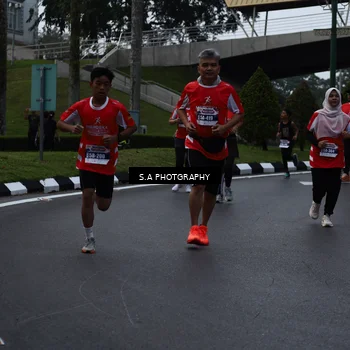 Runner Photo 8081095
