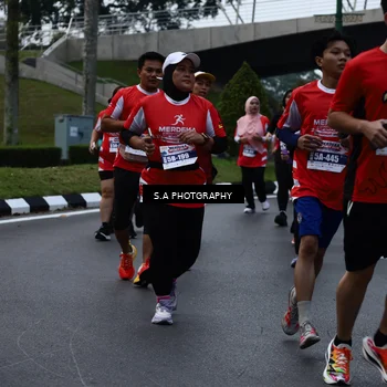 Runner Photo 8081176