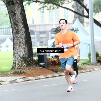 Runner Photo 8081246