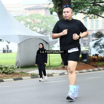 Runner Photo 8081275