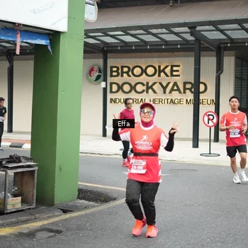 Runner Photo 8081276