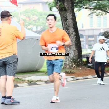Runner Photo 8081282